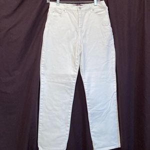 Gloria Vanderbilt jeans